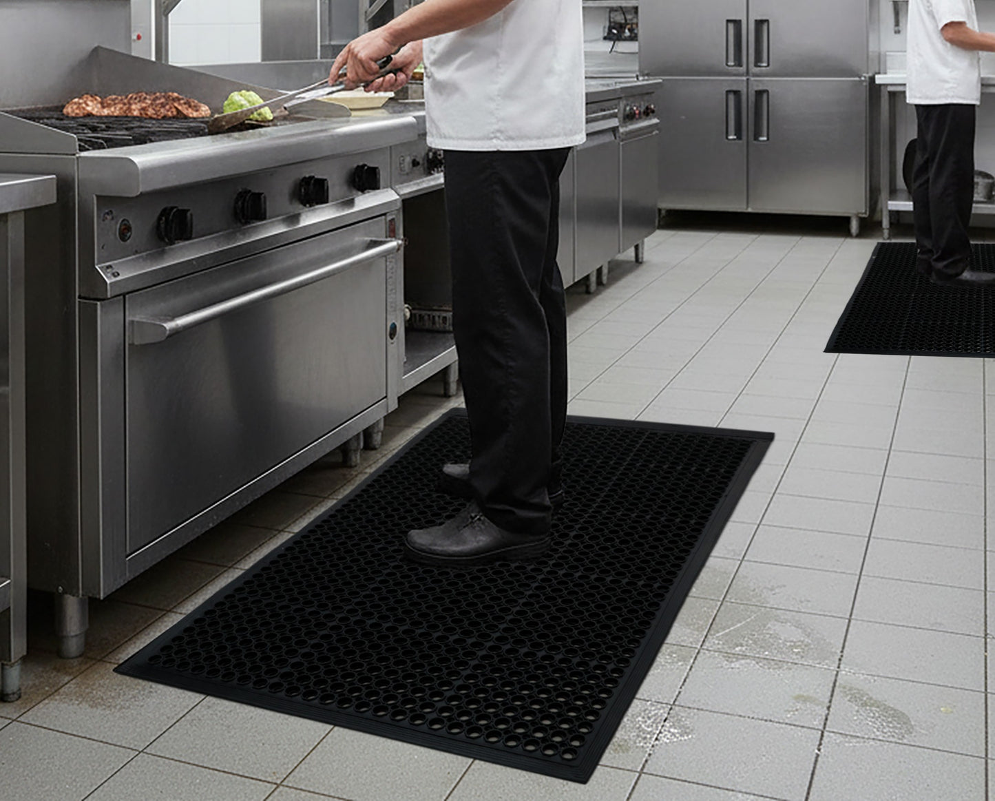 Heavy-Duty Perforated Rubber Mat – Non-Slip Circular Hole Ventilation & Drainage Pad for Industrial, Commercial, Bar, Garage, and Indoor/Outdoor Use